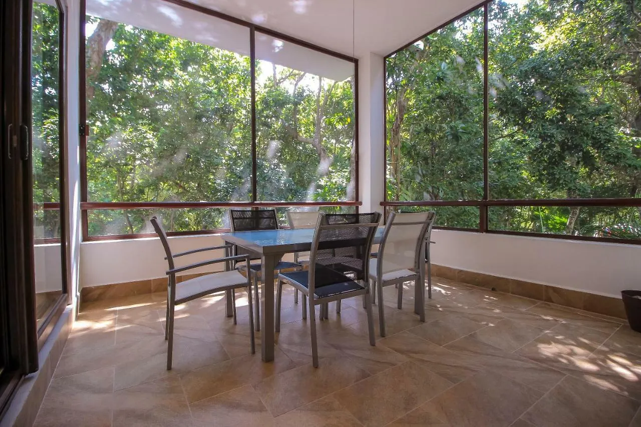 Fantastic Condo With Balcony, High Speed Internet, Pool Facilities In Akumal Apartment